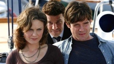 Assistir Bones Temporada 2 Episódio 16 Online em HD