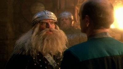 Assistir Jornada nas Estrelas: Voyager Temporada 1 Episódio 11 Online em HD
