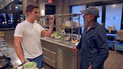 Assistir Queer Eye Temporada 8 Episódio 1 Online em HD