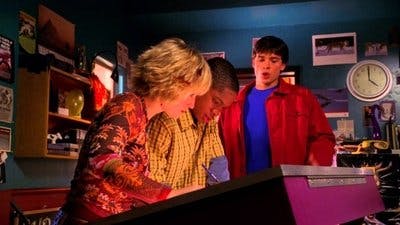 Assistir Smallville: As Aventuras do Superboy Temporada 2 Episódio 11 Online em HD