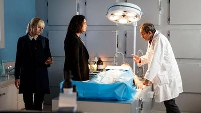 Assistir Bright Minds Temporada 4 Episódio 1 Online em HD