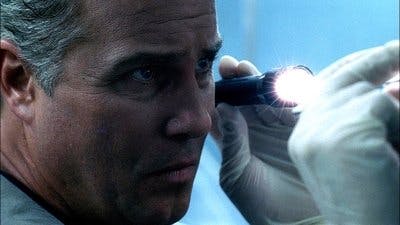 Assistir CSI: Investigação Criminal Temporada 2 Episódio 4 Online em HD