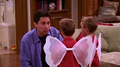 Assistir Raymond e Companhia Temporada 5 Episódio 16 Online em HD
