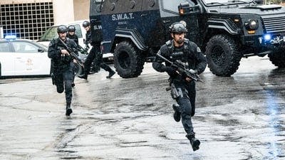 Assistir S.W.A.T.: Força de Intervenção Temporada 2 Episódio 20 Online em HD