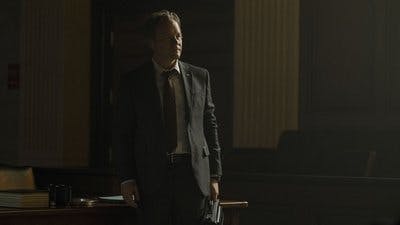 Assistir Acima de Qualquer Suspeita Temporada 1 Episódio 4 Online em HD