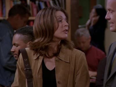 Assistir Frasier Temporada 10 Episódio 15 Online em HD