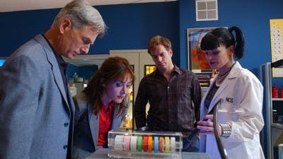 Assistir NCIS: Investigação Naval Temporada 1 Episódio 2 Online em HD