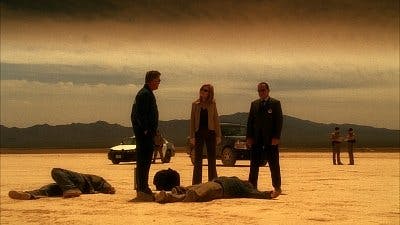 Assistir CSI: Investigação Criminal Temporada 3 Episódio 23 Online em HD