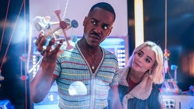 Assistir Doctor Who Temporada 1 Episódio 1 Online em HD