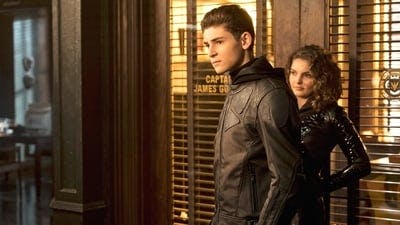 Assistir Gotham Temporada 4 Episódio 16 Online em HD