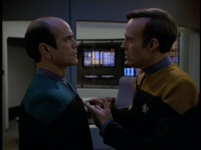 Assistir Jornada nas Estrelas: Voyager Temporada 2 Episódio 3 Online em HD