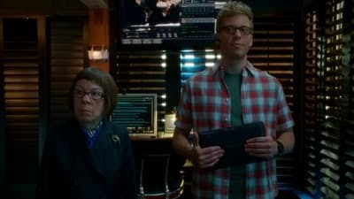 Assistir NCIS: Los Angeles Temporada 4 Episódio 23 Online em HD