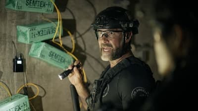 Assistir S.W.A.T.: Força de Intervenção Temporada 8 Episódio 4 Online em HD