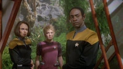 Assistir Jornada nas Estrelas: Voyager Temporada 2 Episódio 9 Online em HD