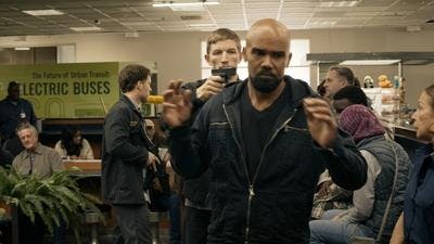 Assistir S.W.A.T.: Força de Intervenção Temporada 8 Episódio 15 Online em HD