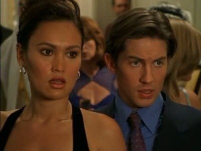 Assistir Caçadora de Relíquias Temporada 1 Episódio 13 Online em HD