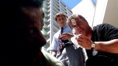 Assistir CSI: Investigação Criminal Temporada 1 Episódio 2 Online em HD
