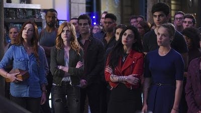 Assistir Shadowhunters: Instrumentos Mortais Temporada 2 Episódio 1 Online em HD