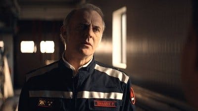 Assistir Na Mira do Fogo Temporada 2 Episódio 8 Online em HD