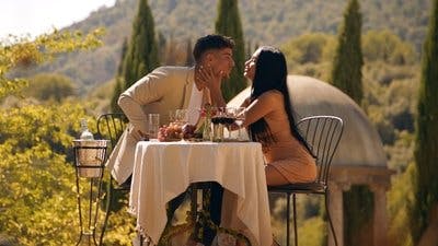 Assistir Ligar en familia Temporada 1 Episódio 10 Online em HD