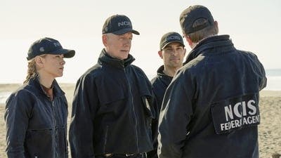 Assistir NCIS: Investigação Naval Temporada 17 Episódio 12 Online em HD