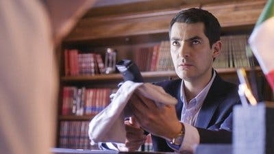 Assistir Falsa Identidade Temporada 1 Episódio 11 Online em HD