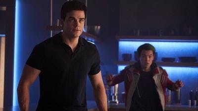 Assistir Titãs Temporada 2 Episódio 10 Online em HD