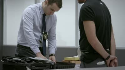 Assistir Airport Brazil: Restricted Areas Temporada 2 Episódio 10 Online em HD