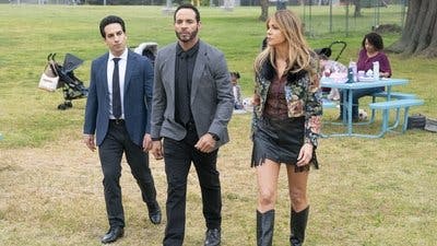 Assistir Uma Mente Excepcional Temporada 1 Episódio 10 Online em HD