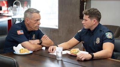 Assistir 9-1-1 Temporada 8 Episódio 17 Online em HD