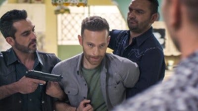 Assistir Falsa Identidade Temporada 1 Episódio 28 Online em HD