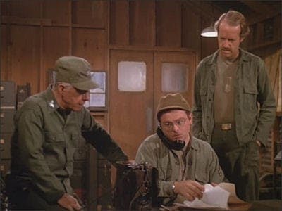 Assistir M*A*S*H Temporada 7 Episódio 2 Online em HD