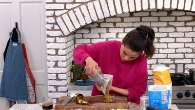 Assistir Selena + Chef Temporada 2 Episódio 5 Online em HD