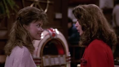 Assistir Cheers Temporada 6 Episódio 15 Online em HD