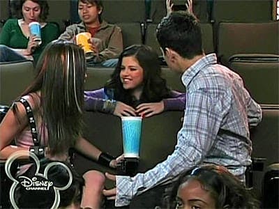 Assistir Os Feiticeiros de Waverly Place Temporada 1 Episódio 2 Online em HD