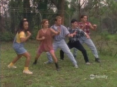 Assistir Power Rangers Temporada 2 Episódio 44 Online em HD