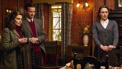 Assistir Todas las criaturas grandes y pequeñas Temporada 3 Episódio 1 Online em HD