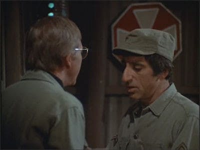 Assistir M*A*S*H Temporada 6 Episódio 20 Online em HD