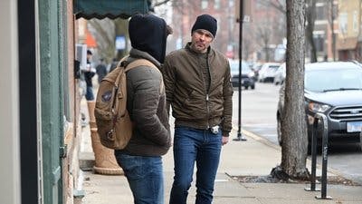 Assistir Chicago P.D.: Distrito 21 Temporada 12 Episódio 17 Online em HD