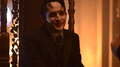 Assistir Gotham Temporada 2 Episódio 1 Online em HD