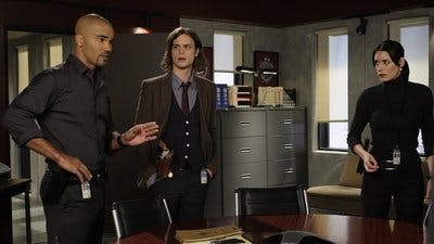 Assistir Mentes Criminosas Temporada 5 Episódio 16 Online em HD
