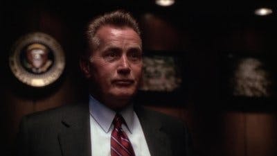 Assistir West Wing: Nos Bastidores do Poder Temporada 3 Episódio 21 Online em HD