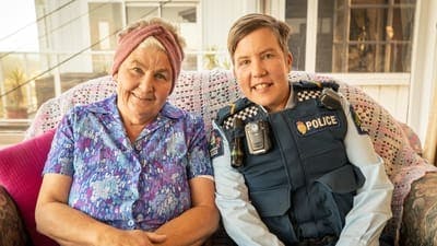 Assistir Wellington Paranormal Temporada 2 Episódio 6 Online em HD