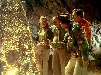 Assistir Espaço: 1999 Temporada 2 Episódio 9 Online em HD