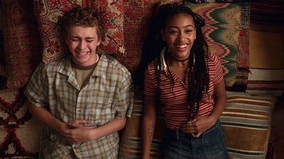 Assistir Pequenos Incêndios por Toda Parte Temporada 1 Episódio 2 Online em HD