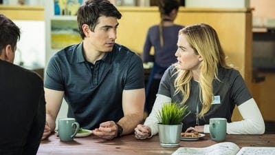 Assistir Lendas do Amanhã Temporada 3 Episódio 1 Online em HD