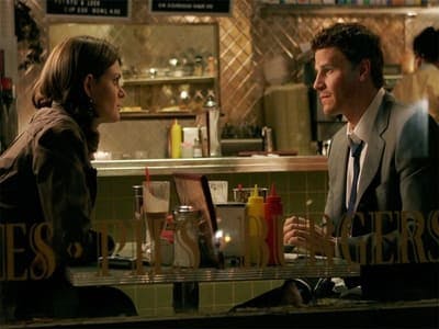 Assistir Bones Temporada 2 Episódio 21 Online em HD