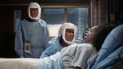 Assistir Anatomia de Grey Temporada 17 Episódio 5 Online em HD