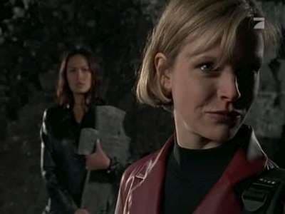 Assistir Caçadora de Relíquias Temporada 3 Episódio 17 Online em HD