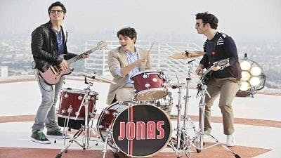 Assistir JONAS Temporada 2 Episódio 1 Online em HD